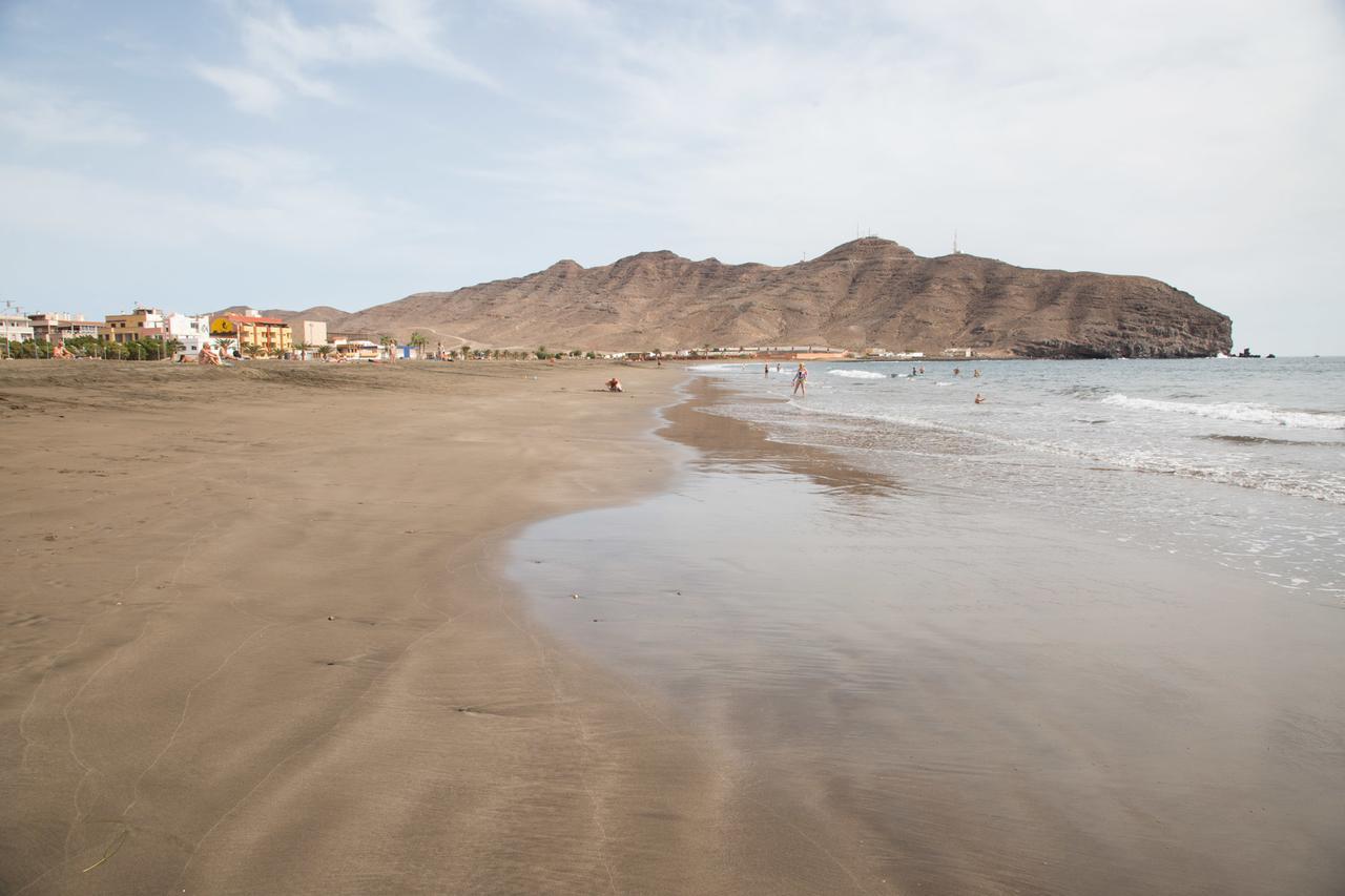 Apartamento Con Ascensor Gran Tarajal Playa Екстериор снимка